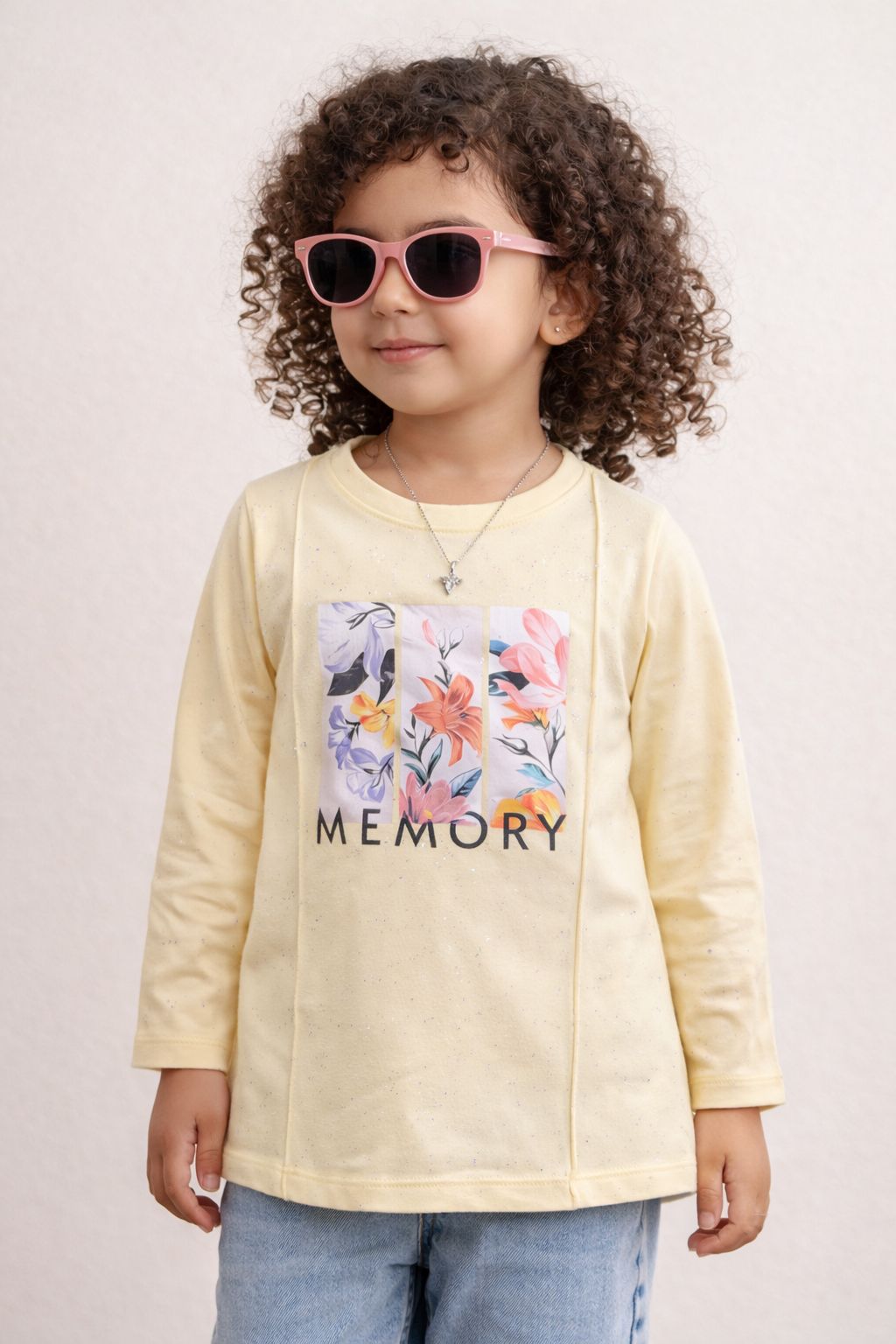 Soft Charm - Girl T-Shirt
